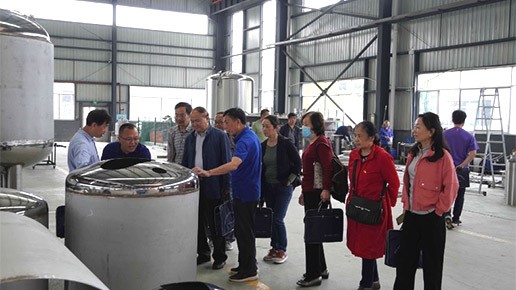 歡（huān）迎“湖南師範大學”教師們蒞臨我司考察並指導工作