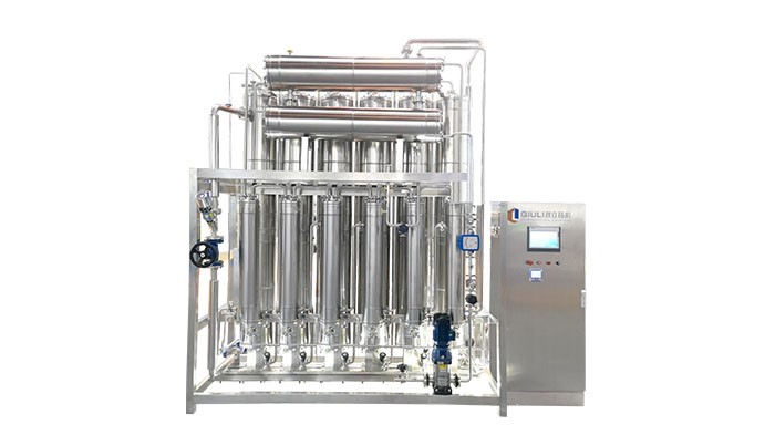 QLD係列多效蒸餾水（shuǐ）機